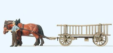 Preiser 30416 Leiterwagen. Bauer, 2 Pferde Spur H0