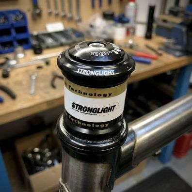 Stronglight Steuersatz RAZ Steel 1 1/8-1 1/18 semi integriert schwarz