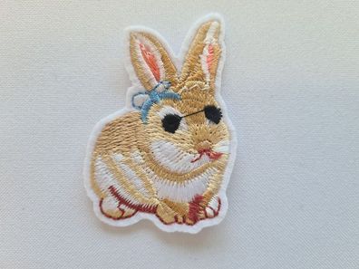 Applikation/Bügelbild Hase blaue Schleife