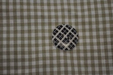 Knopf Karo schwarz