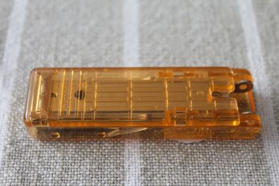 Hefter; tapler Tacker; Mini-Hefter für Standardklammern 24/6; orange transparent