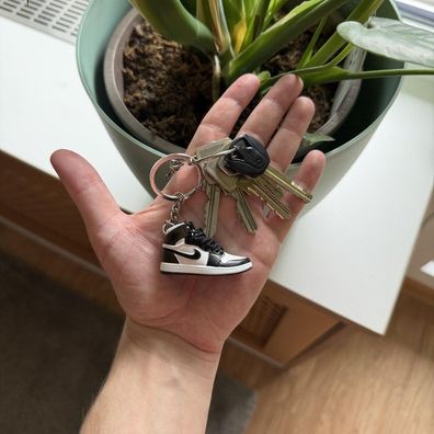 Sneaker Schlüsselanhänger Mini 3D AJ1 Dark Mocha Keychain