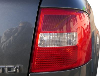 Audi A6 4B Kombi Avant Rücklicht hinten rechts Heckleuchte 4B9945096F Facelift