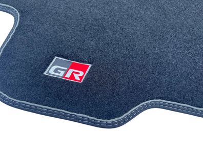 Original Toyota GR Fußmatten schwarz AygoX Velours Sport Teppich Stoff Premium