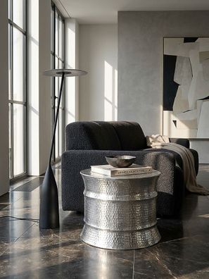 Couchtisch rund in Silber, Aluminium, orientalisches Design, 62x41x62cm