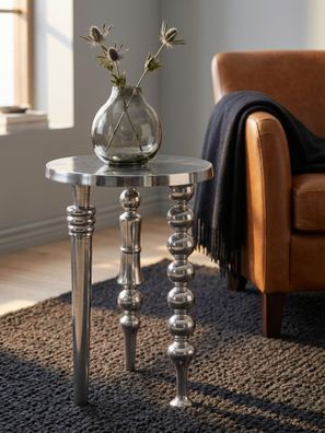 Beistelltisch - Aluminium Silber 44x44x63cm Dreibein Design