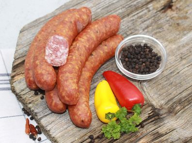 Pfefferbeißer | Rohwürstchen | deftig und pfeffrig | 5 Paar (10 Stück) | 700 gr