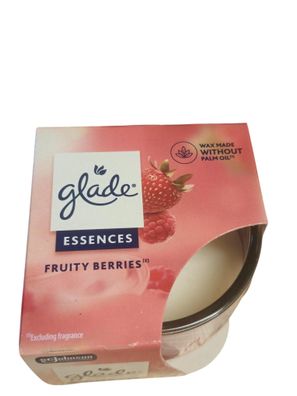 Glade Duftkerze im Glas mit Dekorfolie 108 g, Fruity Berries