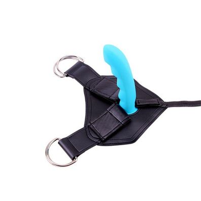 Harness und Dildo Cavelier