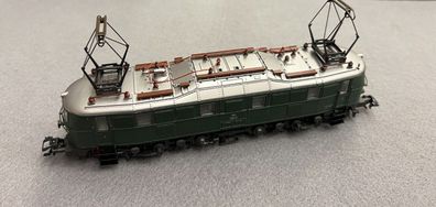 Märklin H0 3369 Elektrolokomotive BR 1118 der ÖBB Analog Top/OVP
