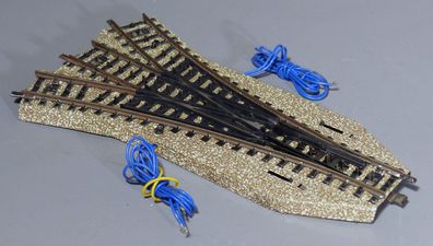 Märklin H0 M-Gleis 5214 Dreiwegeweiche 3-Wege-Weiche 3er-Weiche elektromagnetisch