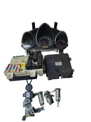 Mitsubishi Colt Motorsteuergerät Set Motor 1,5 Benzin A1351507679