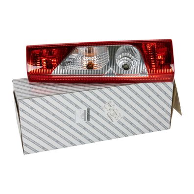 Fiat Rückleuchte mit E Teil links * Original* 9467069888