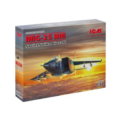 ICM - MiG-25 BM - Soviet Strike Aircraft - 1:72 - 146 Teile
