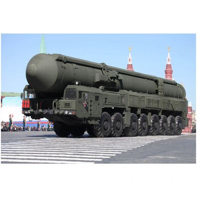 Trumpeter - 15U175 TEL of RS-12M1 Topol-M ICBM complex - 1:35 - 1100 Teile