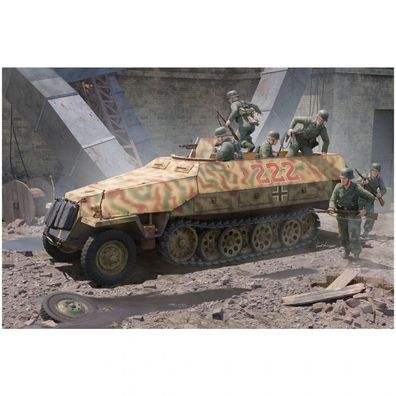Trumpeter - Sd. Kfz. 251 D - 1:16 - 800 Teile