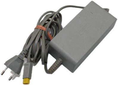 Original Nintendo Netzteil WII U Adapter / Power Supply Universal-100 - 240V AC