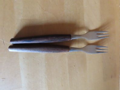 Besteckteile kleine Gabeln mit dunkel braunem Holzgriff ca. 17cm L 2St