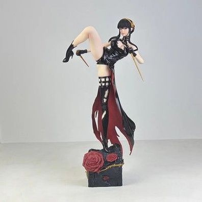 Spy x Family Figur Yor Forger Battle Anime PVC Statue 32 cm Modell Sammlung Deko