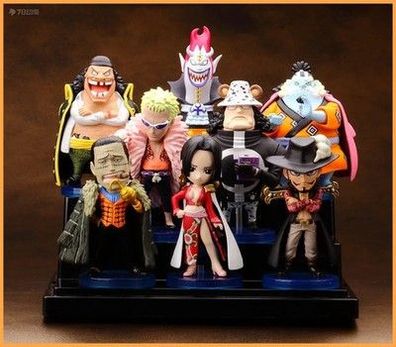 One Piece Figuren Set 8tlg Shichibukai Doflamingo Blackbeard Mihawk Anime Modell