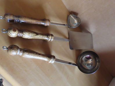 Suppenkelle Soßenkelle Pfannenwender Holzgriff mit Öse