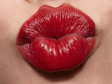 AVON Ultra Creamy Lippenstift 58 C Red Supreme