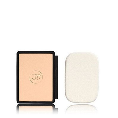 Chanel Le Teint Ultra Ultrawear Flawless Compact Foundation SPF15 30 Beige