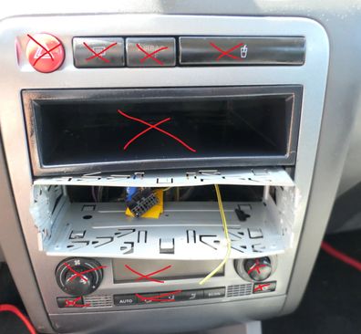Seat Ibiza 6L Mittelkonsole Verkleidung um Radio Blende Armaturenbrett silber