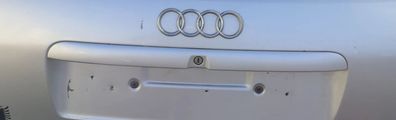 Audi A4 B5 Limousine Griff Heckklappe Heckklappengriff silber LY7M biscaBj.1999