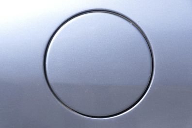 Skoda Fabia 6Y2 Limousine Tankdeckel Deckel Tank Tankverschluß grau silber LF7U