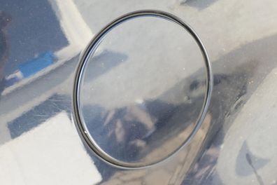 VW Golf 4 Limousine Tankdeckel Deckel Tank Tankverschluß blau LC5M