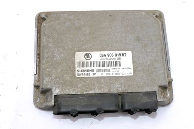 Skoda Octavia Steuergerät 1,6 74kw 06A906019BT AKL AEH Motor Motorsteuergerät