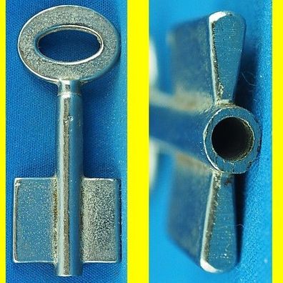 Doppelbart Schlüssel ähnlich Raukamp 2104 - Länge 70 mm - Halm ca. 7 mm - gebohrt