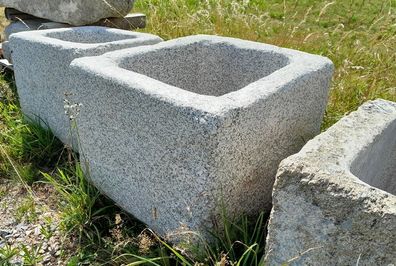 Gartenbrunnen, Granitbrunnen, Steinbrunnen, Granittrog, Steintrog, Brunnentrog