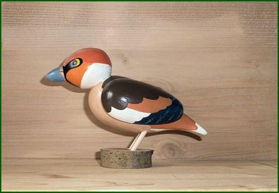 Ganzjahresdekoration Holzvogel Kernbeiser Höhe 11cm NEU Figuren Schnitzen Holz