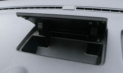 VW Caddy 2K Ablagefach Fach rechts auf Armaturenbrett 2K0858329E 75R