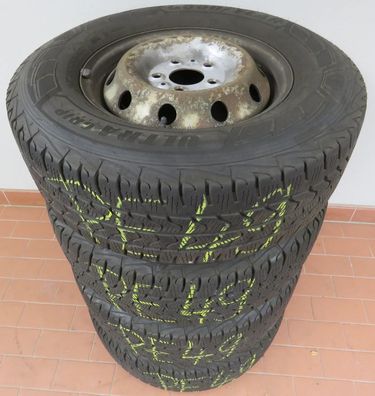Winterradsatz Peugeot Boxer Goodyear 225 70 15 C Stahlfelge