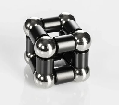 Magnetischer Kugelschreiber Schwarz mit Stahlkugeln und Magnetringen