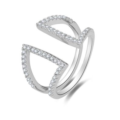 Glittering silver ring with AGG473 zircons
