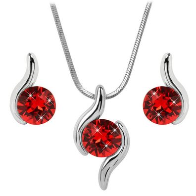 A fitting set of Chaton Wave Light Siam necklaces and earrings