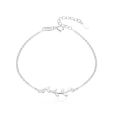 Silbernes Armband mit einem Zweig AGB403 / 21