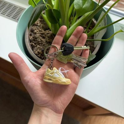 Sneaker Schlüsselanhänger AJ4 Off-White Sail Mini 3D Keychain