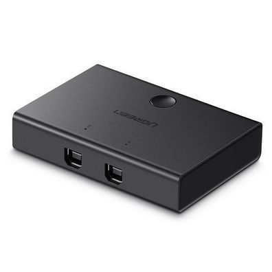 Ugreen USB-Switch 2xUSB-B zu USB-A Umschalter, Schwarz, Modell 30345