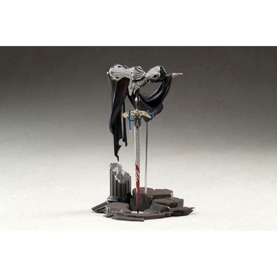 Reverse: 1999 Limepie Series PVC Statue Knight 17 cm