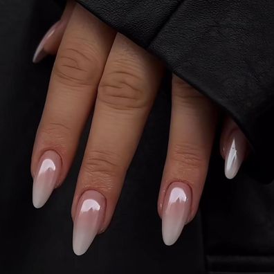 Ceboic Künstliche Nägel Lang Rosa Weiß Gradient Nails Aufkleben Klebepads