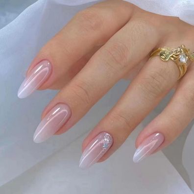 24 Stück Glitzer Mandel Nägel zum Aufkleben kurze ovale Fake Nails French Pink