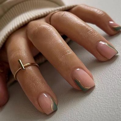 Justotry 24 Stück Eckig Olive French Künstliche Nägel Kurz zum Aufkleben für