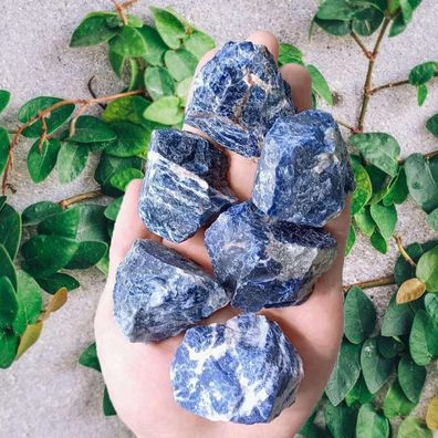 Qinjiejie 100% Große Blaue Sodalith Rohsteine Premium Wassersteine Kristalle
