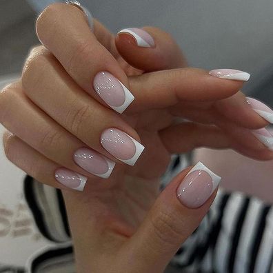 Virellay 24 Stk. Kurze French Press On Nails Square Kunstnägel zum Aufkleben
