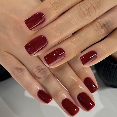 MrCuvaryas Burgunderrote Press on Nails kurz - 24 Stück Full Cover Fake Nails